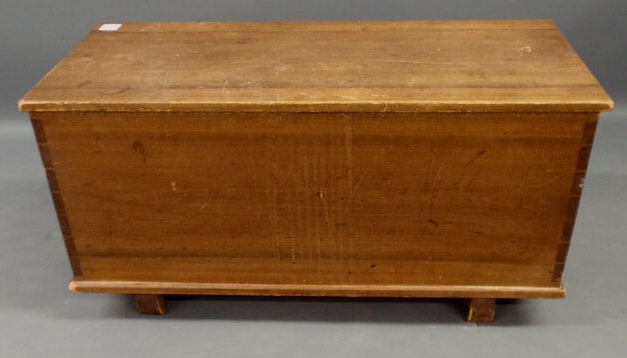 Appraisal: Poplar blanket chest c h x w x d