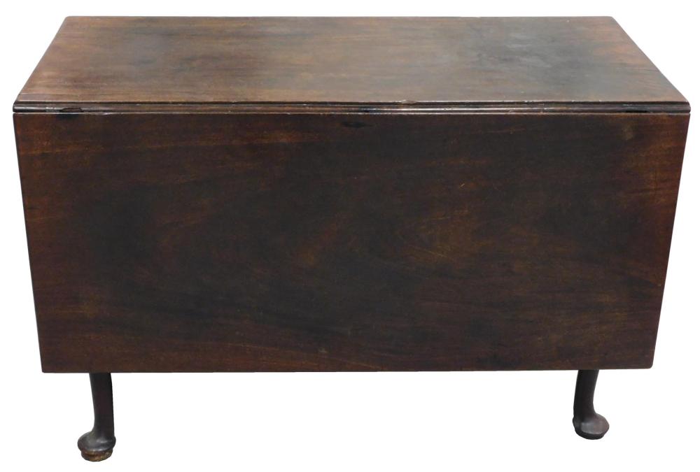 Appraisal: Dropleaf dining table th C mahogany dark stain deep leaves