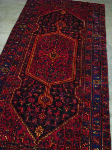 Appraisal: Oriental Hamadan rug x