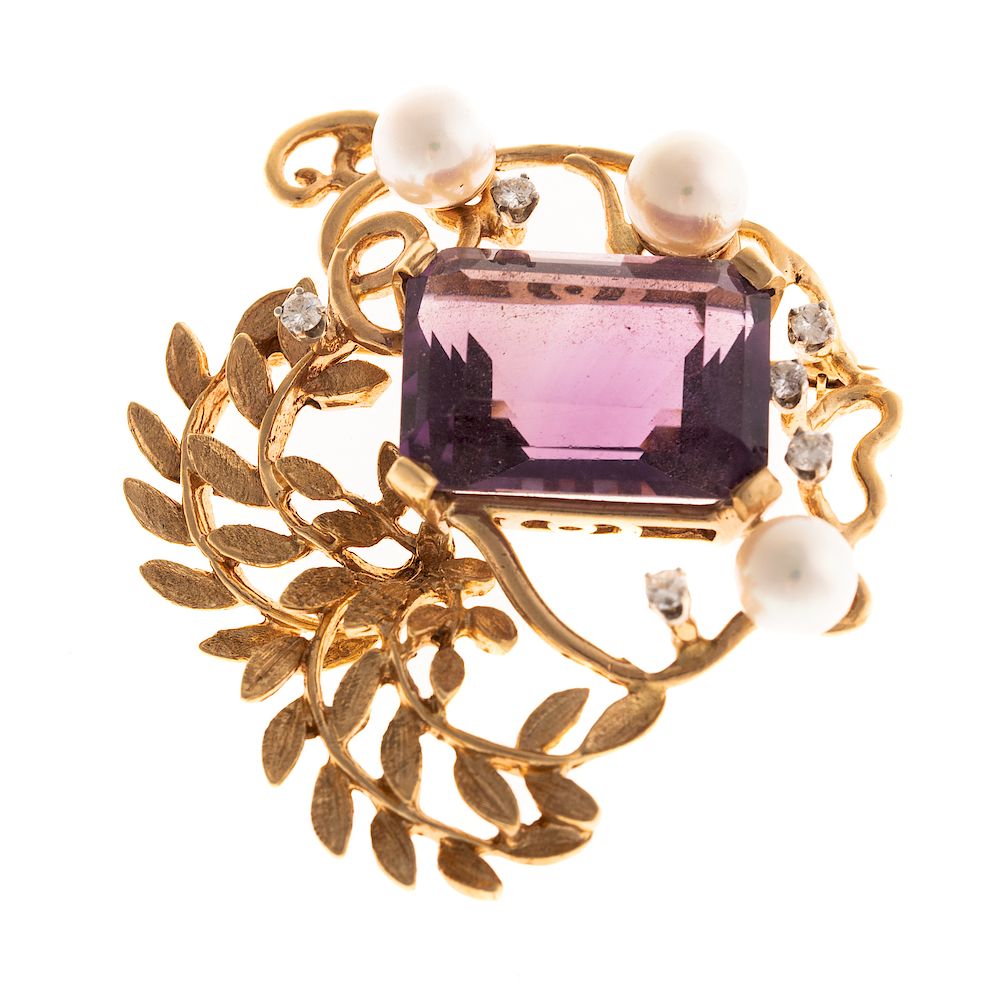 Appraisal: A Ladies Vintage Amethyst Brooch in K K yellow gold