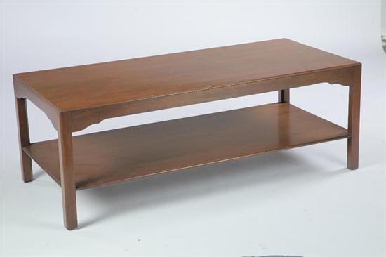 Appraisal: GEORGIAN-STYLE COFFEE TABLE Kittinger Company Buffalo New York late th