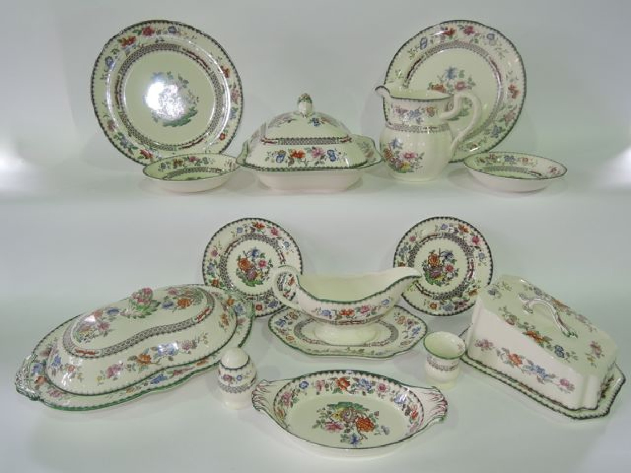 Appraisal: An extensive collection of Copeland Spode Chinese Rose pattern dinner