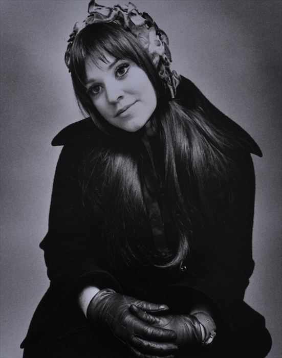 Appraisal: BARRIE WENTZELL b MELANIE LINDA RONSTADT AND JONI MITCHELL Gelatin