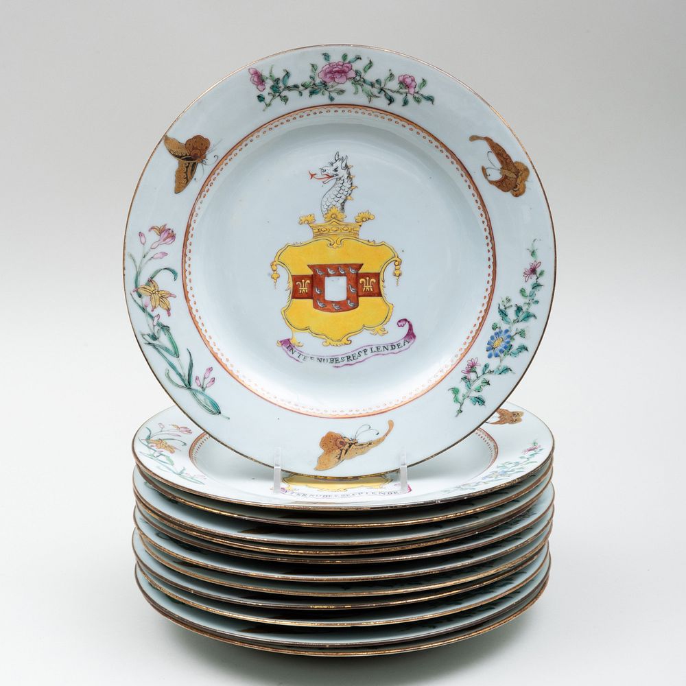 Appraisal: Set of Twelve Chinese Export Porcelain Armorial Plates Decorated with