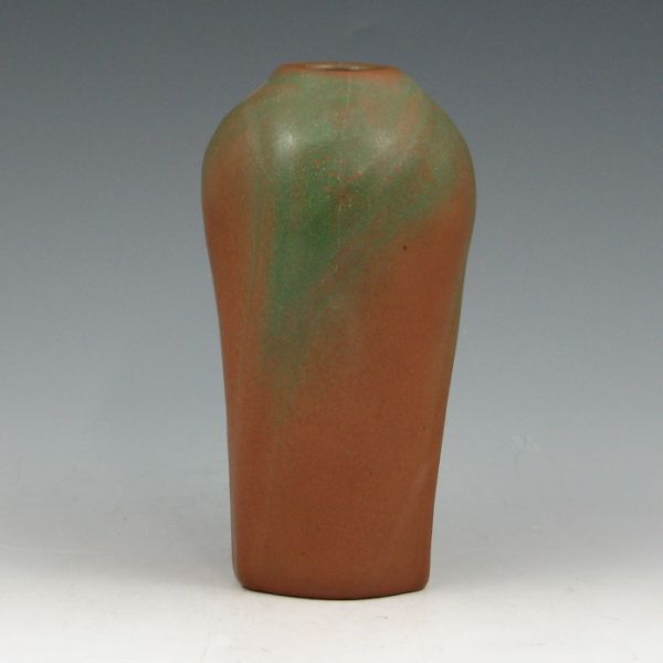 Appraisal: Van Briggle vase from the s in Mountain Craig glaze