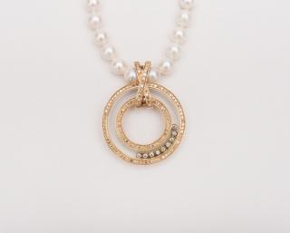 Appraisal: K Yellow Gold and Diamond Pendant K YELLOW GOLD AND