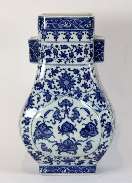 Appraisal: A Chinese Ming style blue and white square baluster vase