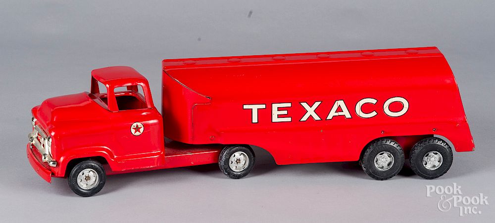 Appraisal: Buddy L pressed steel Texaco tanker truck Buddy L pressed