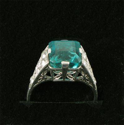 Appraisal: An Edwardian emerald and diamond ring the square shaped emerald