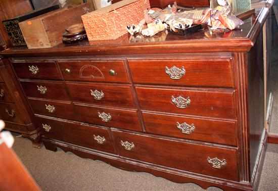 Appraisal: Georgian style cherrywood bureau with mirrored upright Estimate - No