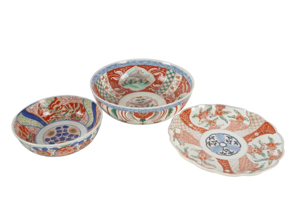 Appraisal: THREE PIECES OF IMARI PORCELAINcomprising a large bowl signed inches