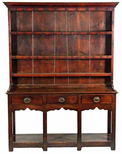 Appraisal: An early th Century oak Welsh dresser with moulded cornice