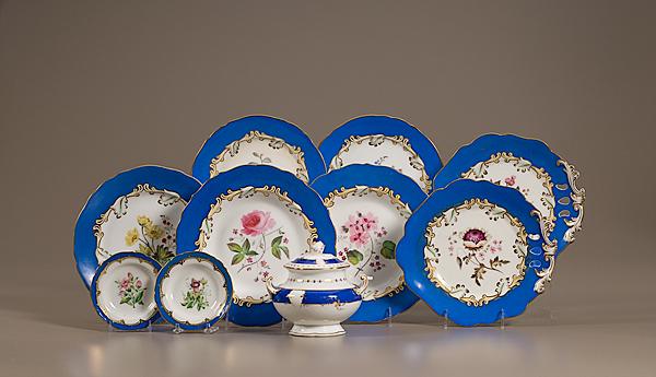 Appraisal: COALPORT BOTANICAL PORCELAIN TABLEWARES English ca - A nine-piece partial