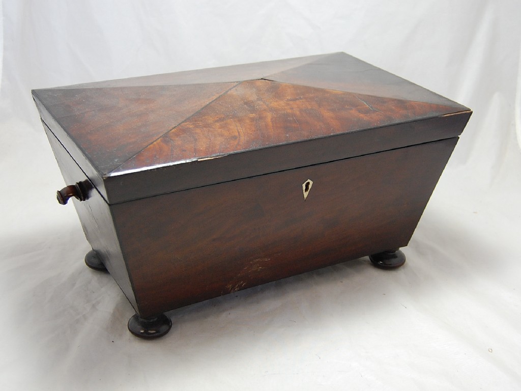 Appraisal: Victorian Regency mahogany sarcophagus tea caddy with twin fitted canisters