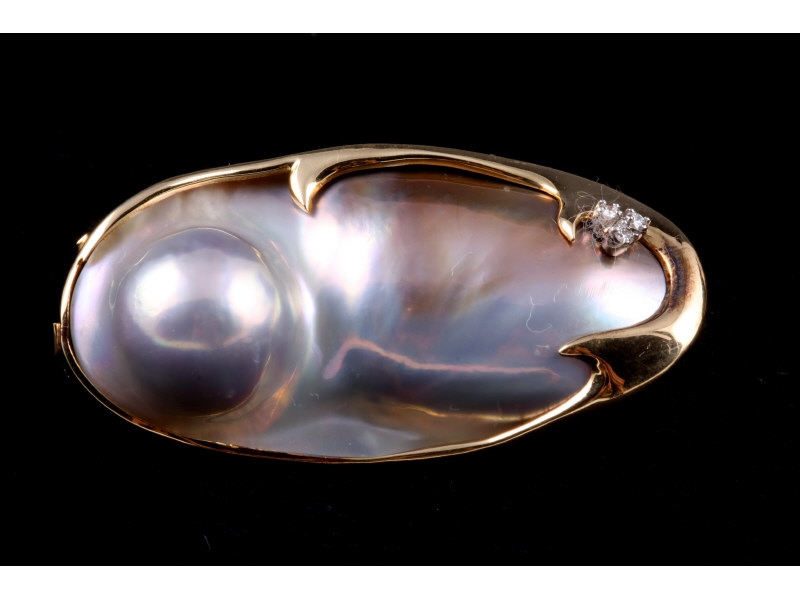 Appraisal: k Yellow Gold Mabe Pearl Diamond Pendant one large bezel