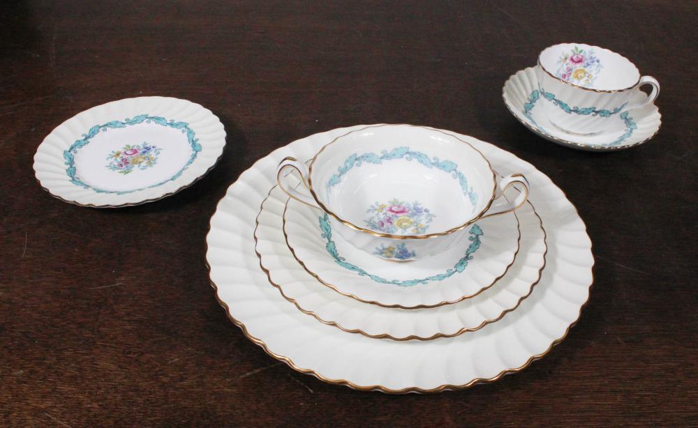 Appraisal: MINTON ARDMORE CHINA SET pieces comprised of dinner plates salad