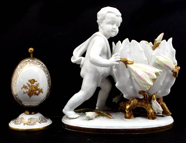 Appraisal: A group of decorative ceramic and porcelain table articles including