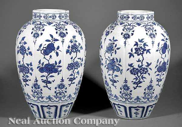 Appraisal: A Pair of Chinese Blue and White Porcelain Vases each