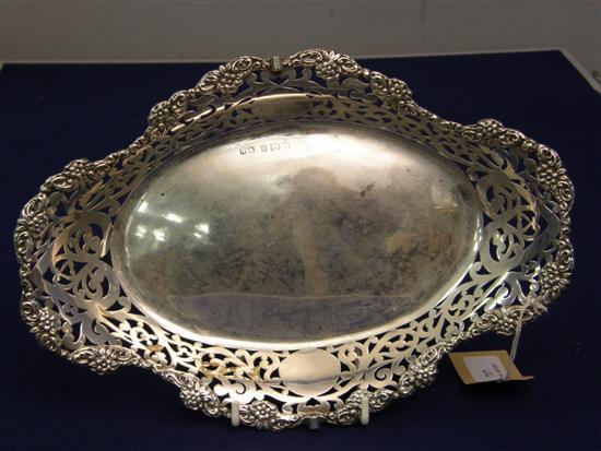 Appraisal: George VI silver basket lacking handle Birmingham oz