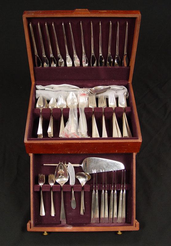 Appraisal: REED BARTON DIMENSION STERLING FLATWARE SERVICE Approx pieces in the