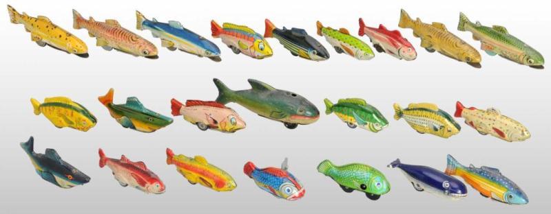 Appraisal: Lot of Tin Litho Fish Toys Description German and Japanese