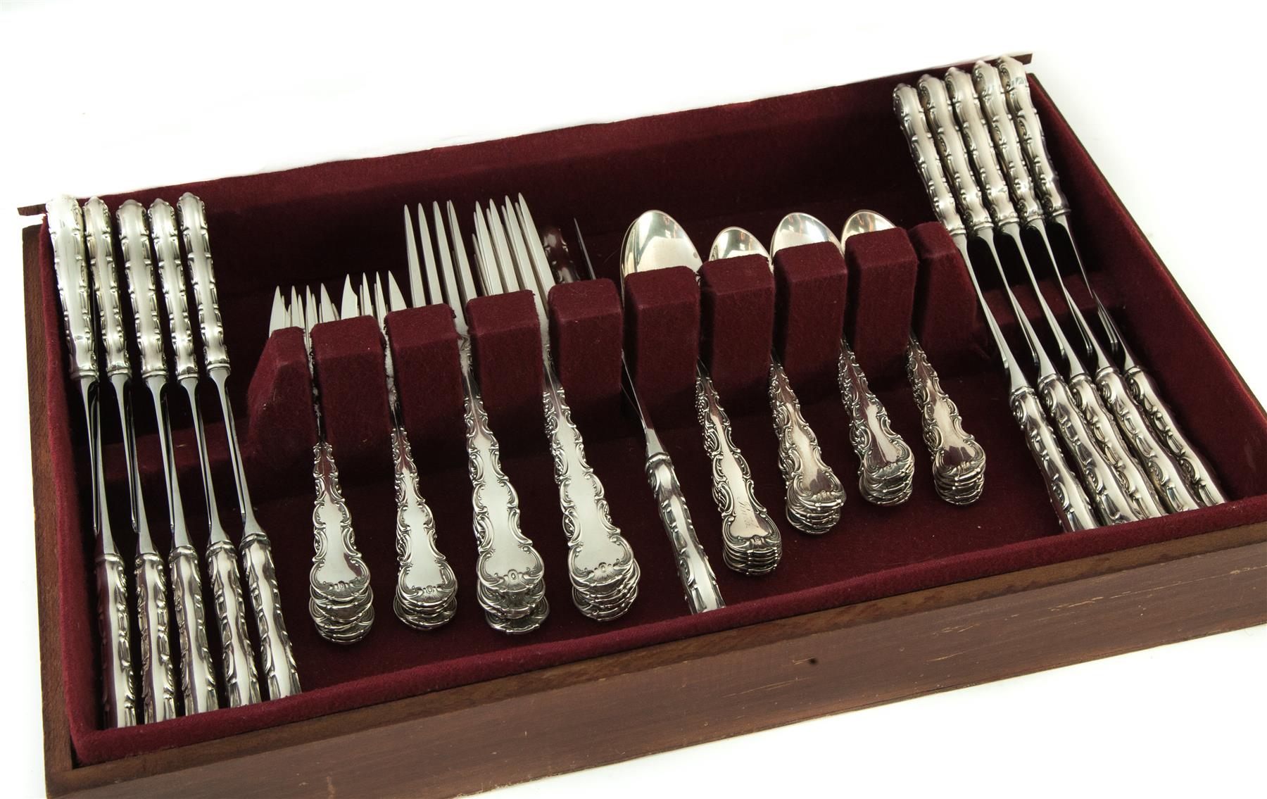 Appraisal: GORHAM STRASBOURG PATTERN STERLING SILVER FLATWARE American th century Set