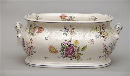 Appraisal: Porcelain Foot Bath