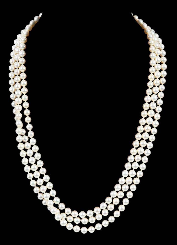 Appraisal: kt Pearl and Diamond Necklace knotted triple strand off white