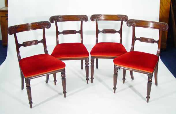 Appraisal: Set of four th Century mahogany dining chairs with acanthus