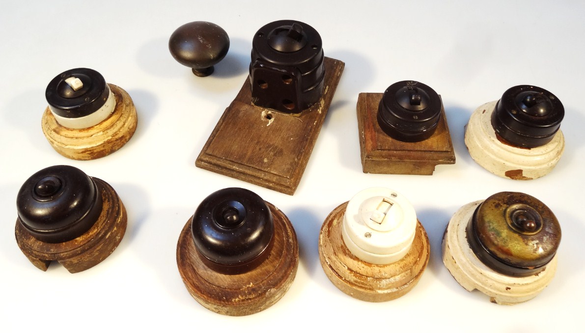 Appraisal: Various mid- thC Bakelite switches with wooden mounts to include