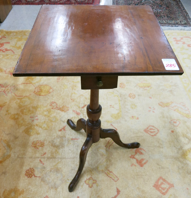 Appraisal: AMERICAN COUNTRY FURNITURE CANDLE TABLE th century having a square