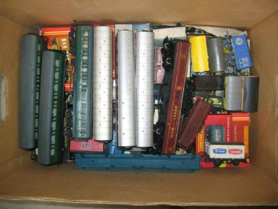 Appraisal: A large quantity of playworn rolling stock by Hornby Lima