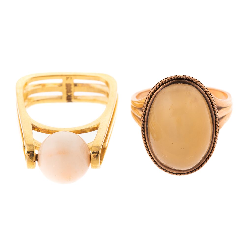 Appraisal: A Yellow Jade Angel Skin Coral Ring in K K