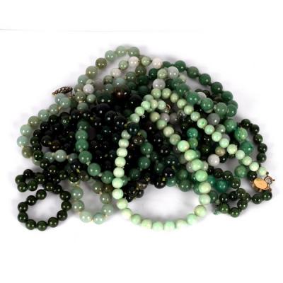 Appraisal: Eight hardstone bead necklaces ranging in colour from pale celadon