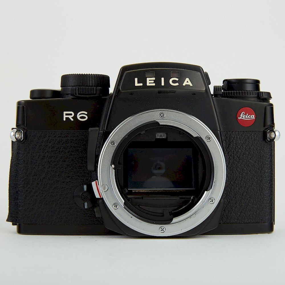 Appraisal: Leica R Camera Serial No Leica R camera Serial No