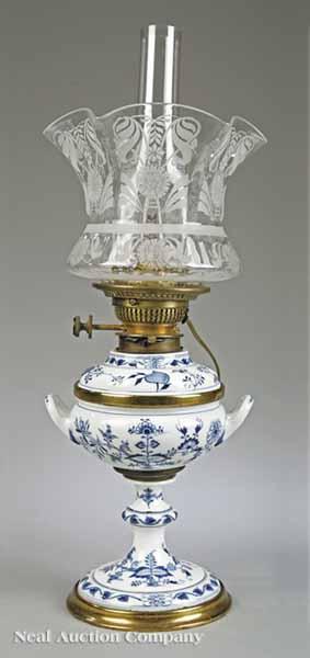 Appraisal: A Meissen-Style Blue and White Porcelain Kerosene Lamp in the