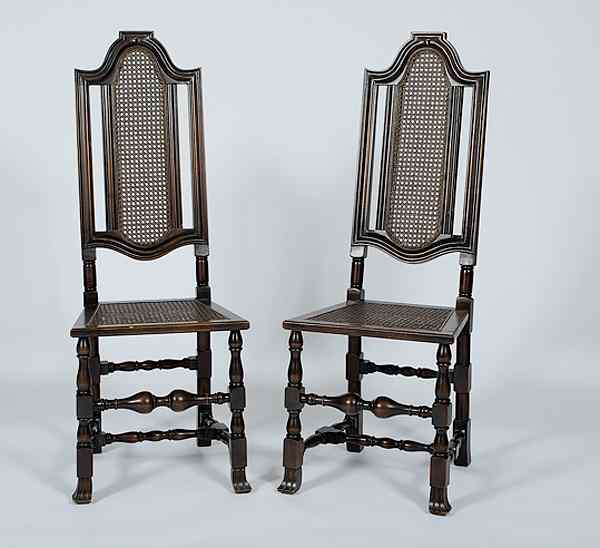 Appraisal: William and Mary-style Side Chairs American th century a pair