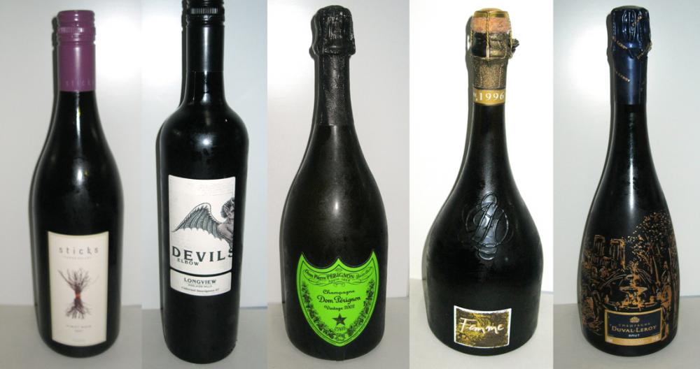 Appraisal: A SELECTION OF FIVE BOTTLES OF WINE INCLUDING DOM PERIGNON