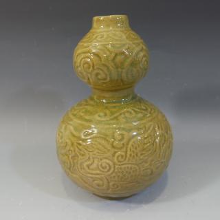 Appraisal: NO RESERVE ON THIS LOT ANTIQUE CHINESE LONGQUAN CELADON HULU