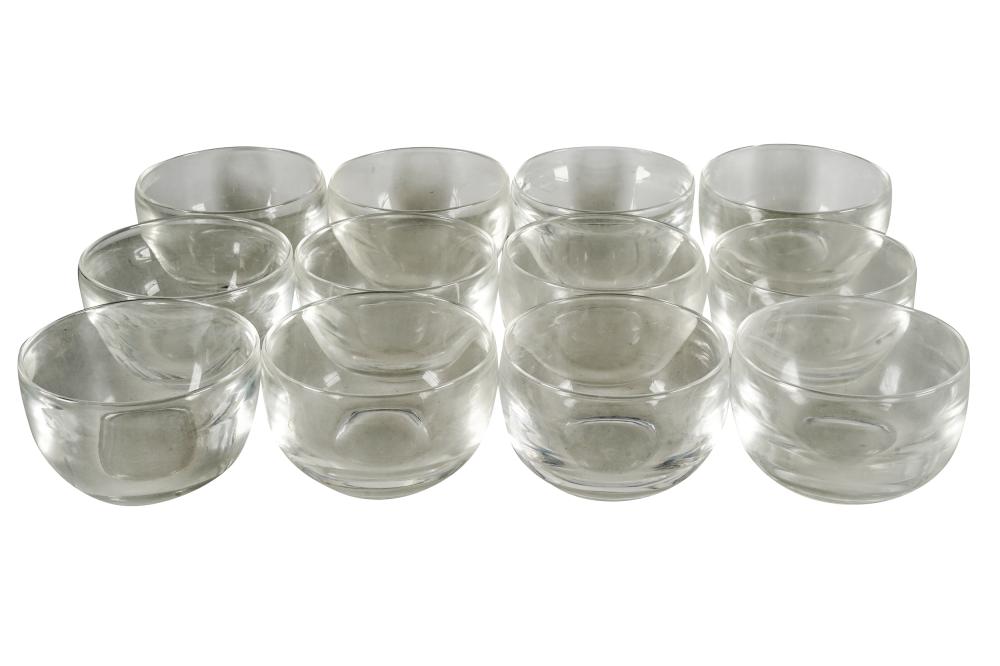 Appraisal: FOURTEEN STEUBEN GLASS FINGER BOWLSeach signed Steuben to underside Condition