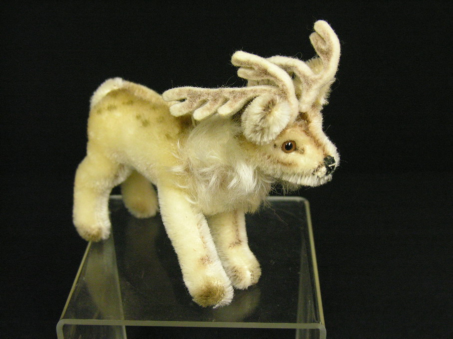 Appraisal: STEIFF RENNY REINDEER Estate item This reindeer is l by