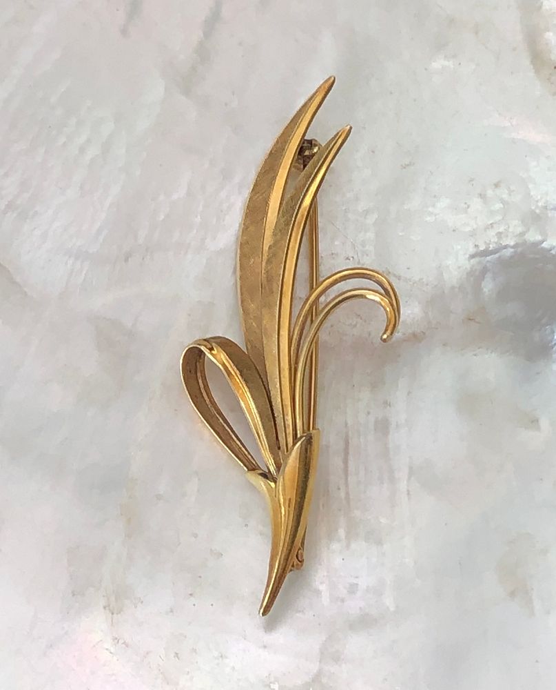 Appraisal: Tiffany Co k Gold Leaf Brooch Tiffany Co k Gold