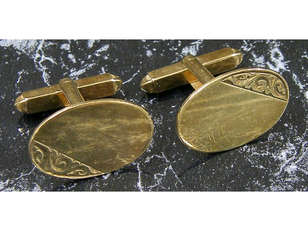 Appraisal: Pair of oval ct engraved cufflinks gm