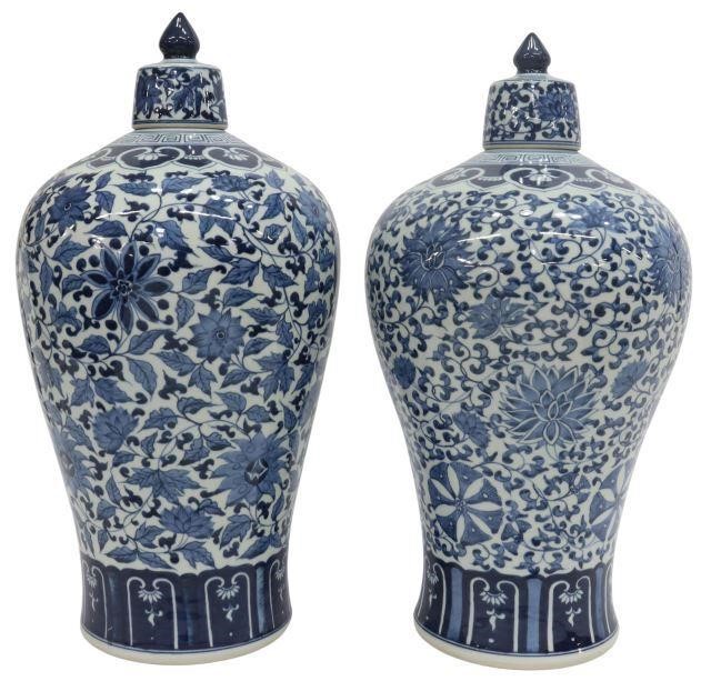 Appraisal: lot of Chinese blue and white porcelain covered vases similarly