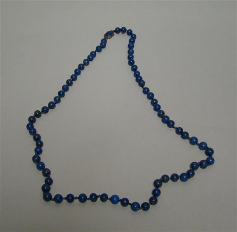 Appraisal: A STRING OF GOOD LAPIS LAZULI BEADS Rubish's Jewelers Old