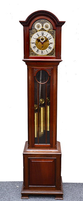 Appraisal: A mahogany longcase clockthe brass break arch dial with silvered