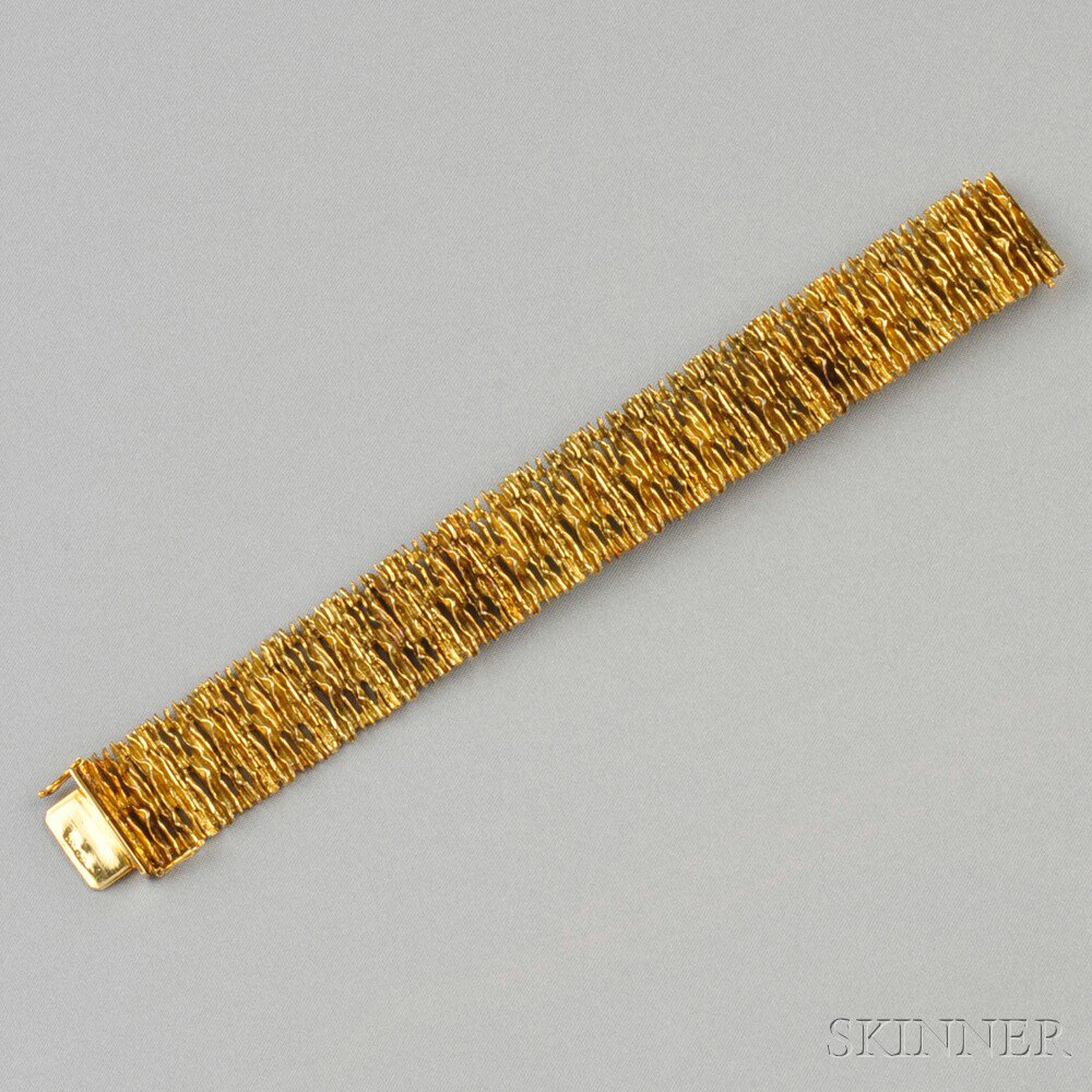 Appraisal: kt Gold Bracelet composed of textured abstract links dwt lg