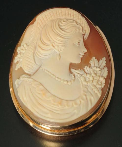 Appraisal: Large Antique Cameo K Gold Pin Condition Excellent Size -