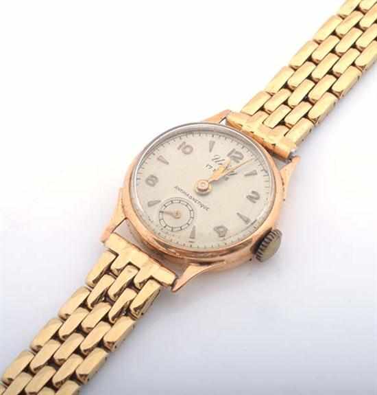 Appraisal: A LADIES VINTAGE UNITY WRISTWATCH TO CT GOLD CASE AND