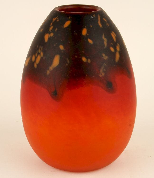 Appraisal: CHARLES SCHNEIDER ART GLASS VASE SIGNED A Charles Schneider art